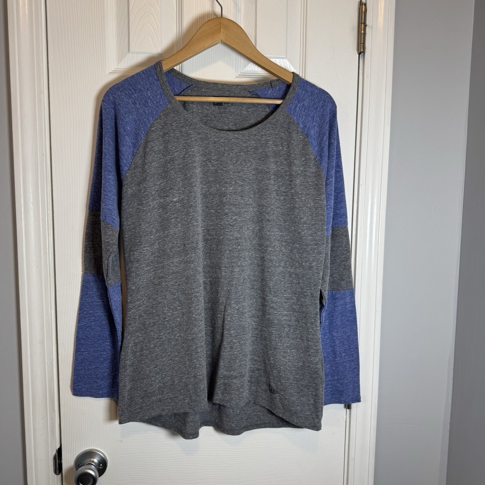 New Era Womens T-Shirt Scoop Neck Long Sleeve Color Block Gray/Blue Size‎ Large